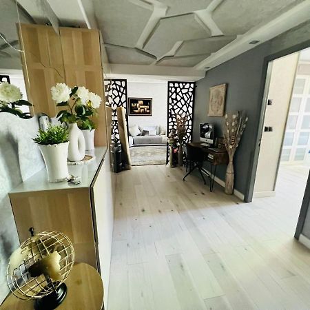 Appartamento Welcome To Our House Tangeri Esterno foto