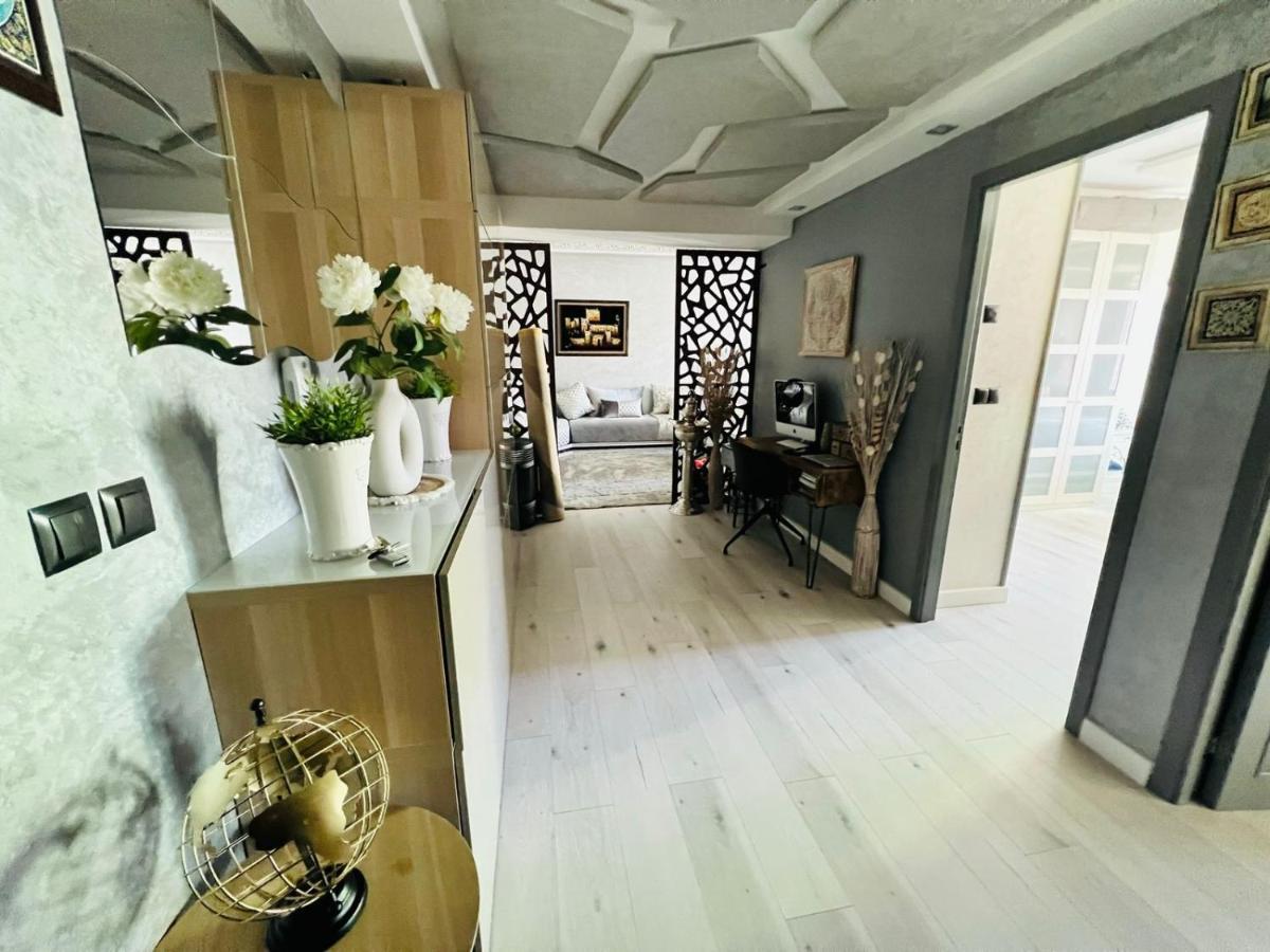 Appartamento Welcome To Our House Tangeri Esterno foto
